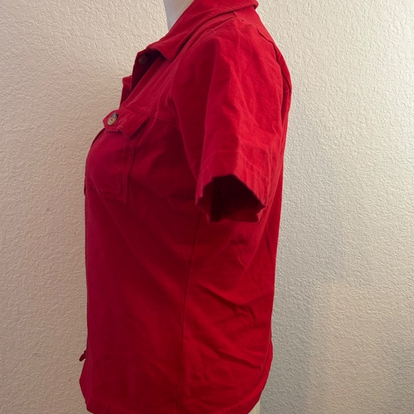 Women's Austin Clothing Co.‎ Red Collared Button Down Short Sleeve Top | Size M - Picture 4 of 10